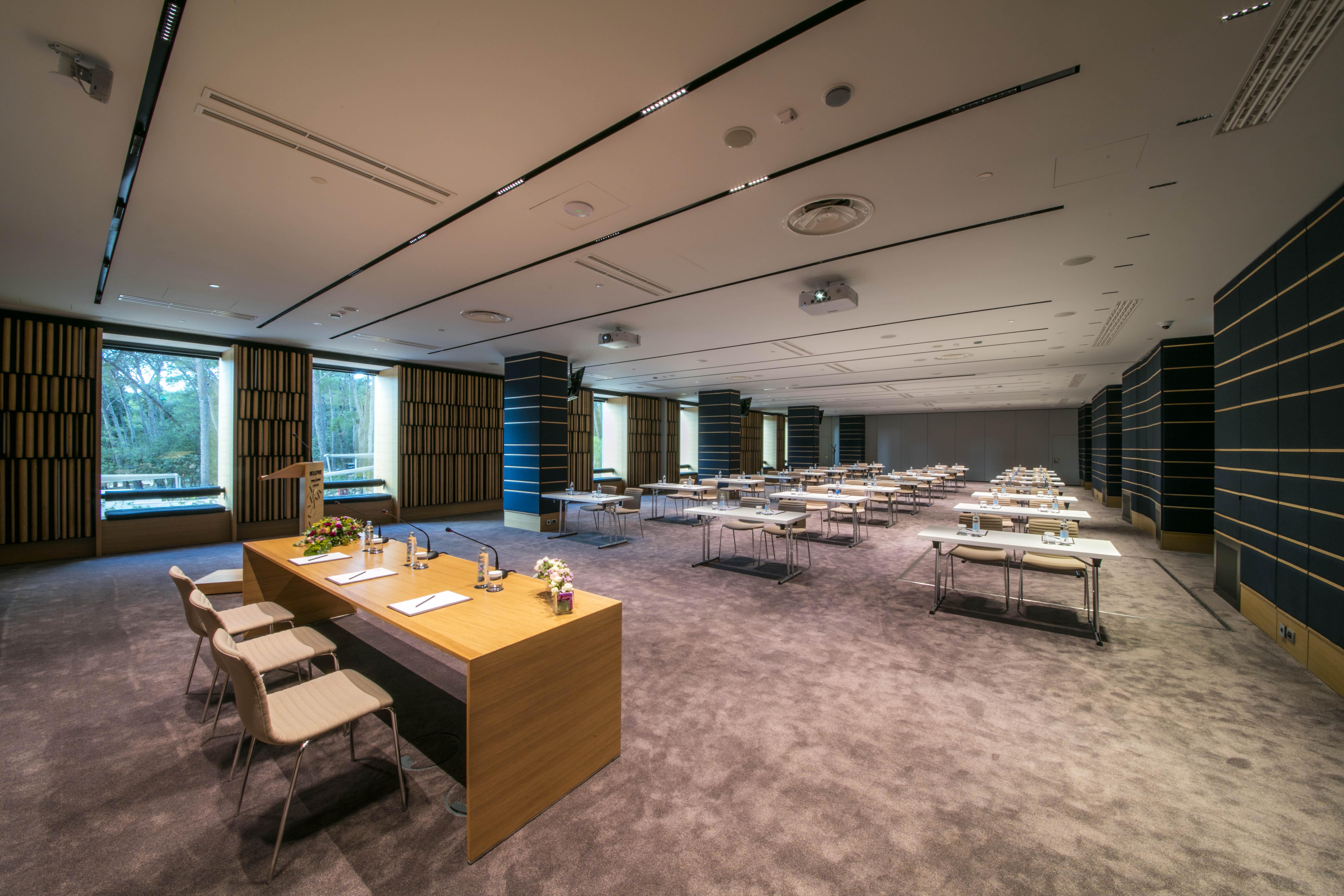 מאלי לוסיניי Hotel Bellevue מראה חיצוני תמונה