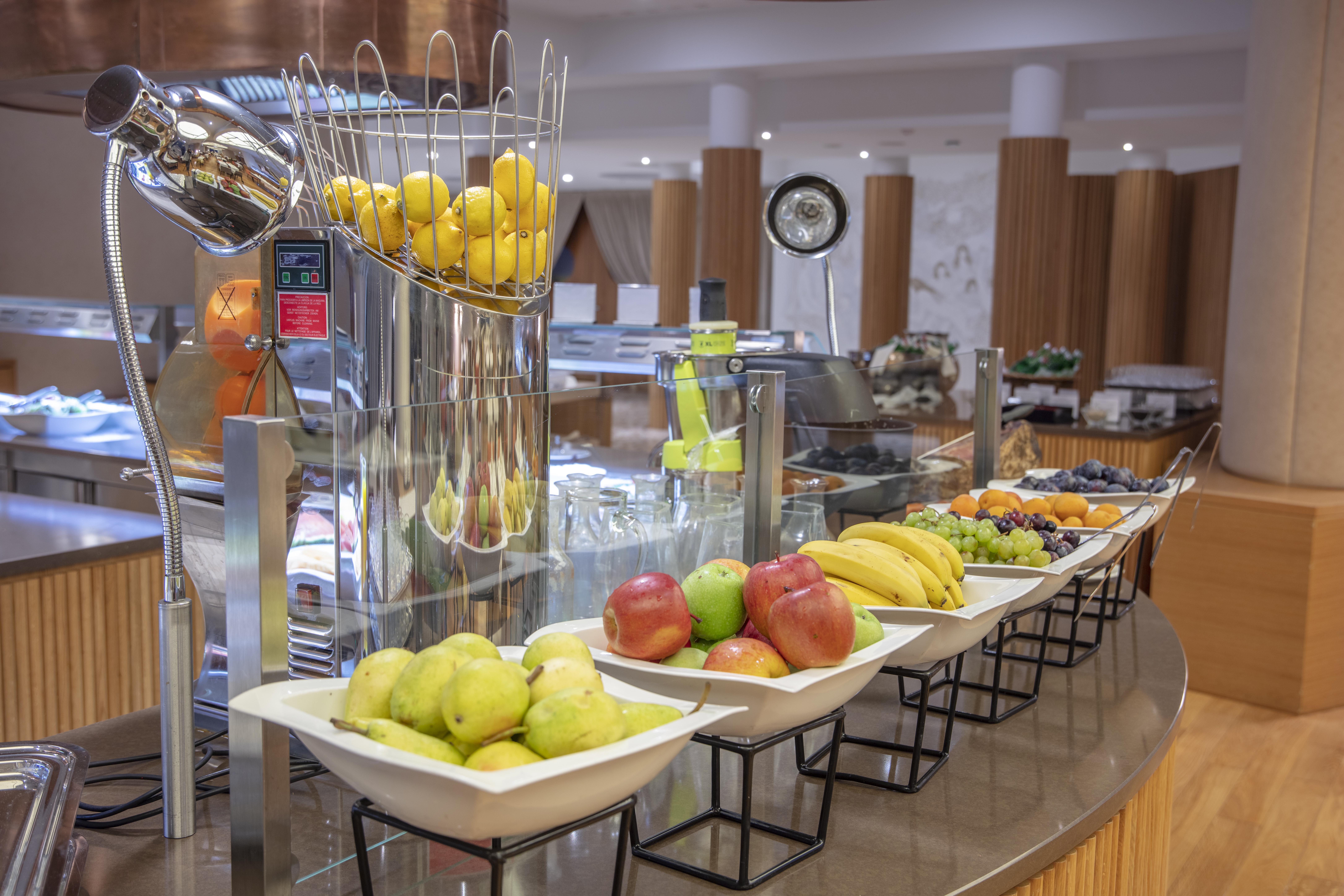 מאלי לוסיניי Hotel Bellevue מראה חיצוני תמונה